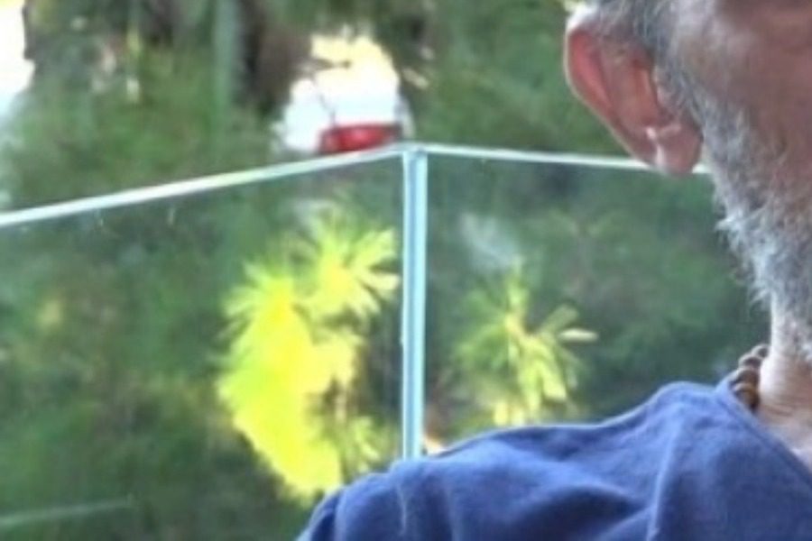 Γνωστός ηθοποιός: «Ήμουν άστεγος 2 μήνες, έτρωγα τα μπισκότα από τις καφετέριες»