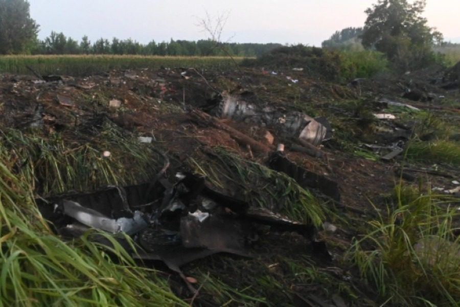 Καβάλα: Σοκάρουν οι πρώτες εικόνες από τα συντρίμμια του αεροσκάφους
