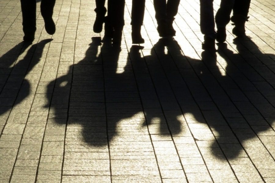 Κηφισιά: Συμμορία χτυπούσε 14χρονο μέσα στον κόσμο ‑ Αμέριμνοι οι περαστικοί