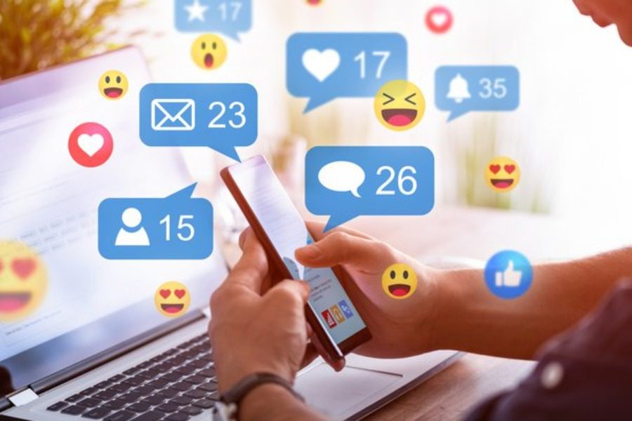 Αυτές είναι οι 6 φωτογραφίες που δεν πρέπει να ανεβάζεις ποτέ στα social