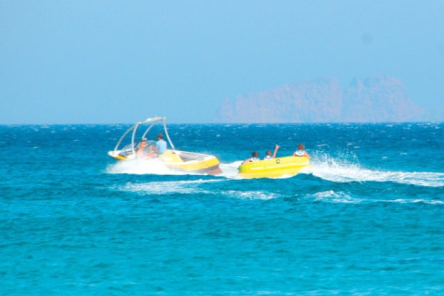 Θάνατος 10χρονου από ταχύπλοο ενώ έκανε «μπανάνα»: Απόφαση‑σταθμός στη δίκη