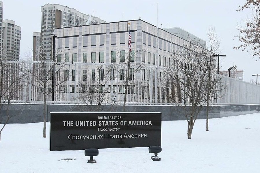 Ουκρανία: Οι ΗΠΑ εκκενώνουν την αμερικανική πρεσβεία στο Κίεβο