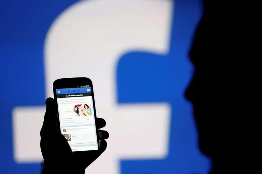 Η Ρωσία επιβάλει περιορισμό πρόσβασης σε Facebook, Instagram, Whatsapp, Messenger