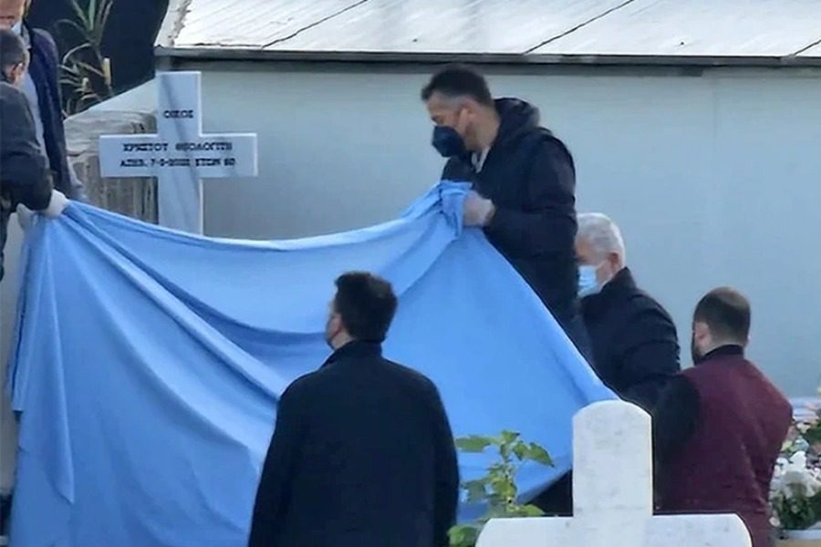 Πάτρα: Ανασύρθηκε το τάμπλετ από τον τάφο της Τζωρτζίνας