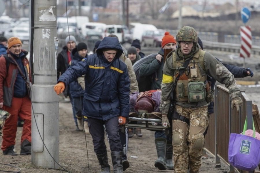 Ουκρανία: Συγκλονιστικό βίντεο με καταιγισμό πυρών