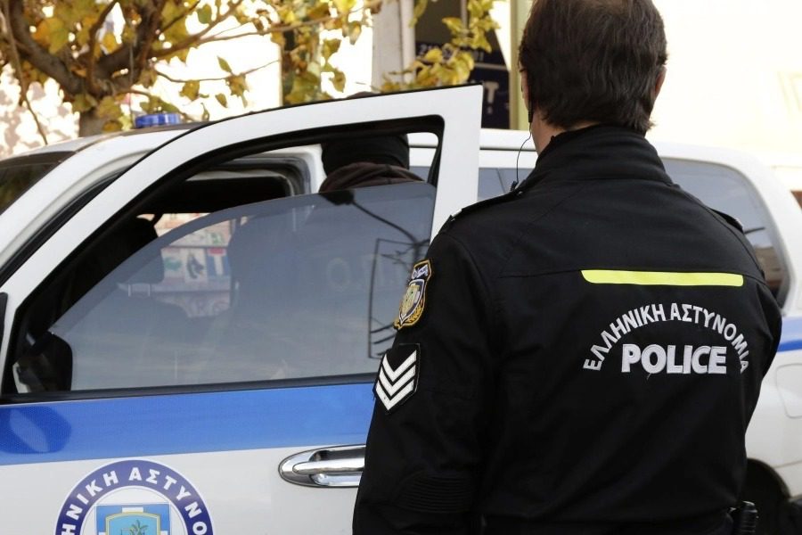 Σοκ στη Μύκονο: Ληστεία με λεία 40.000 και επίθεση με όπλα και γκλοπ