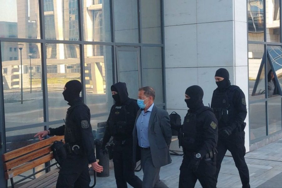 Δημήτρης Λιγνάδης: Ξέσπασε σε κλάματα ο μηνυτής την ώρα της κατάθεσης