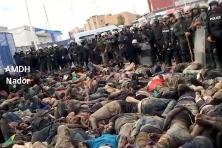 Εικόνες ντροπής στα σύνορα Ισπανίας ‑ Μαρόκου: 23 μετανάστες νεκροί ‑ Ασύλληπτη βία