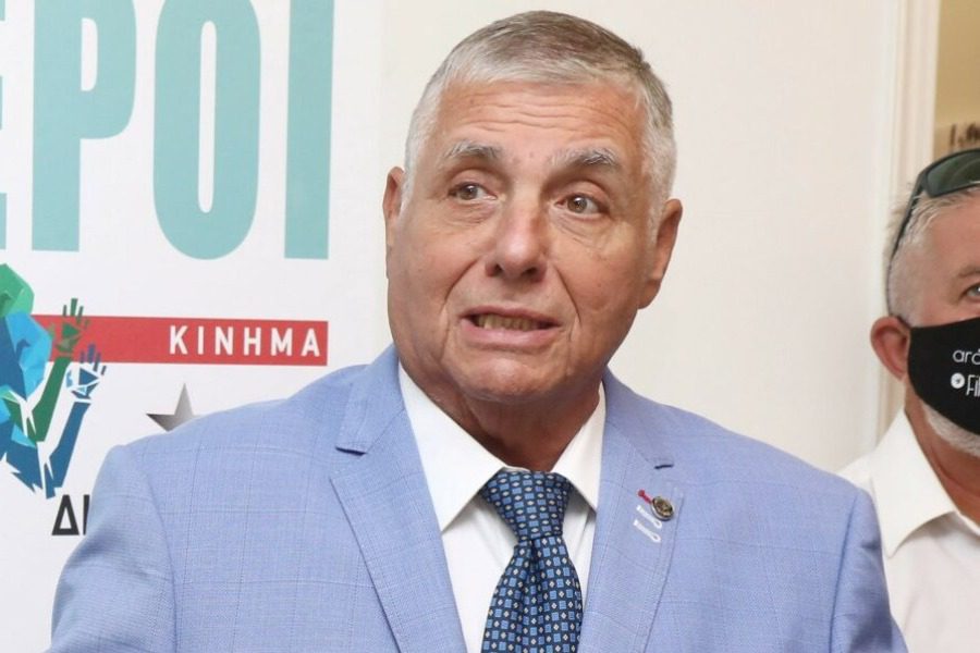 Γιώργος Τράγκας: Αποποιείται την κληρονομιά του ο ένας από τους δύο γιους του