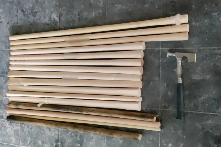 Από καδρόνια μέχρι τσεκούρι βρέθηκαν σε νέες εφόδους σε 4 συνδέσμους οπαδών στην Αθήνα