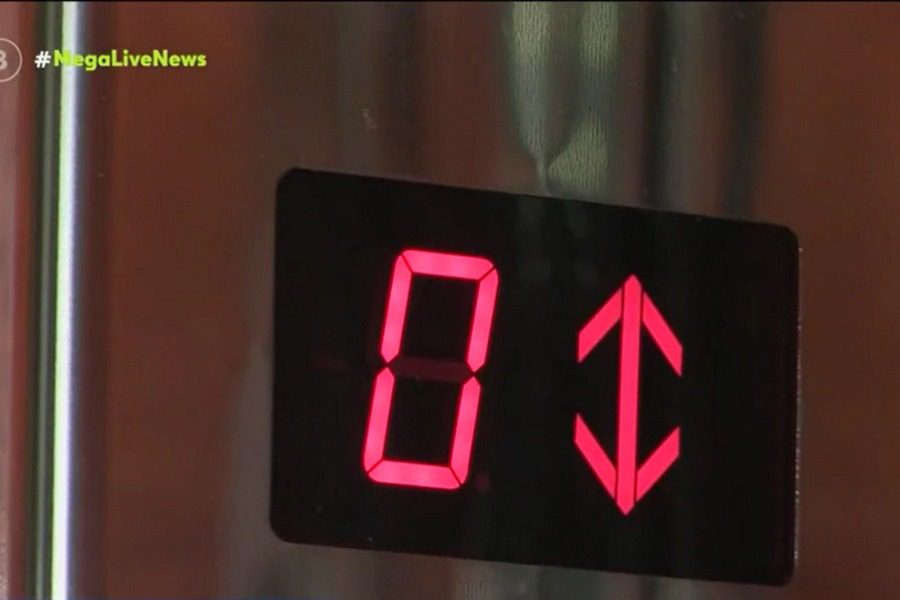 Εφιάλτης: Δύο παιδιά εγκλωβίστηκαν σε ασανσέρ ‑ «Θα τους έκοβε το σώμα στην μέση»