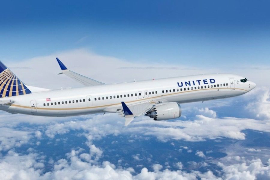 Στο Ρεϊκιαβικ ανακατευθύνεται η πτήση Αθήνα ‑ Νέα Υόρκη της United Airlines