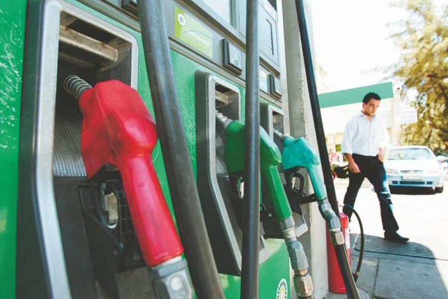 Διευρύνονται οι δικαιούχοι για την επιδότηση στα καύσιμα