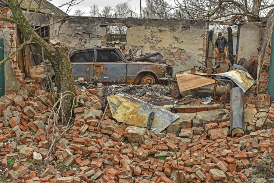 Μαριούπολη: Αγωνία για τους αμάχους, θέμα ωρών να πέσει λέει ο Καντίροφ
