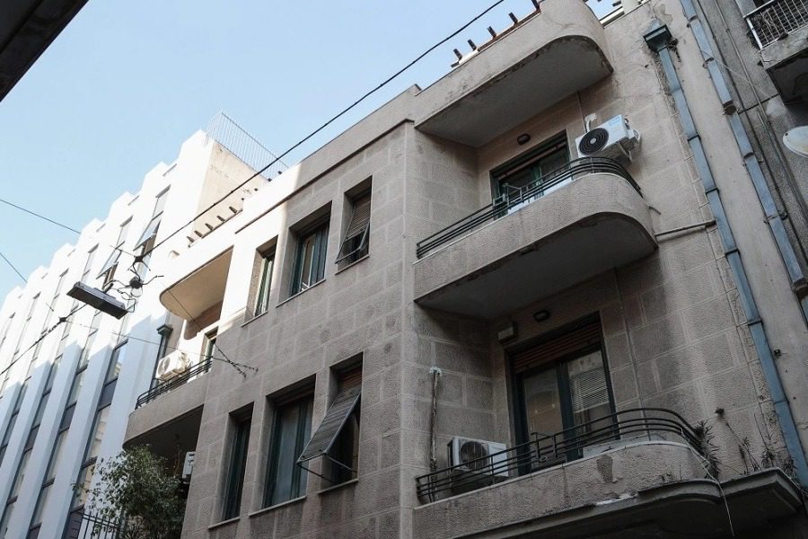 Ανδρας ανέβηκε στην ταράτσα του ΟΚΑΝΑ μετά από κλοπή