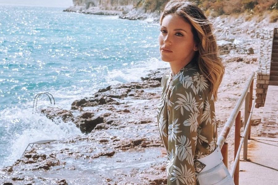 Milk Nails: Το manicure της Αθηνάς Οικονομάκου που καλωσορίζει το καλοκαίρι