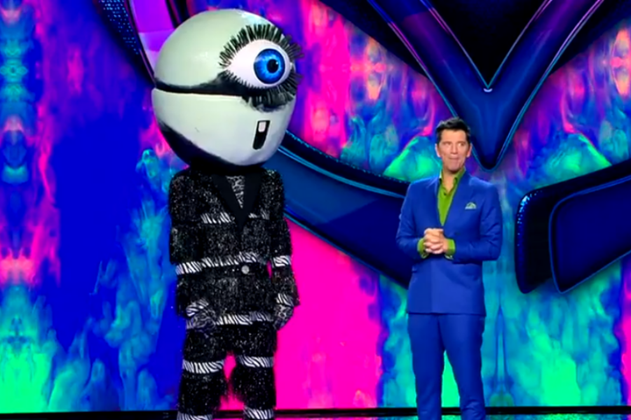 The Masked Singer: Η μάσκα του «Κύκλωπα» έπεσε και οι ντεντέκτιβ τα έχασαν