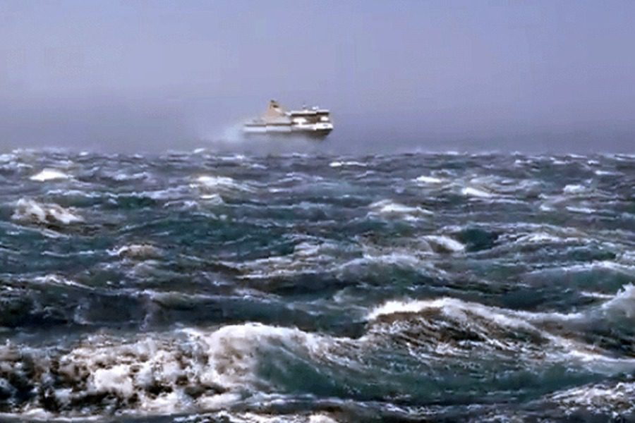 Απαγορευτικό απόπλου από Πειραιά, Ραφήνα, Λαύριο: Οι άνεμοι φτάνουν τα 10 μποφόρ