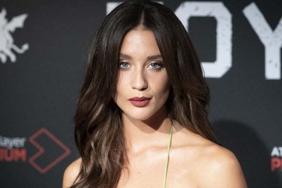 H Maria Pedraza από το La Casa de Papel ποζάρει γuμνή στο Instagram