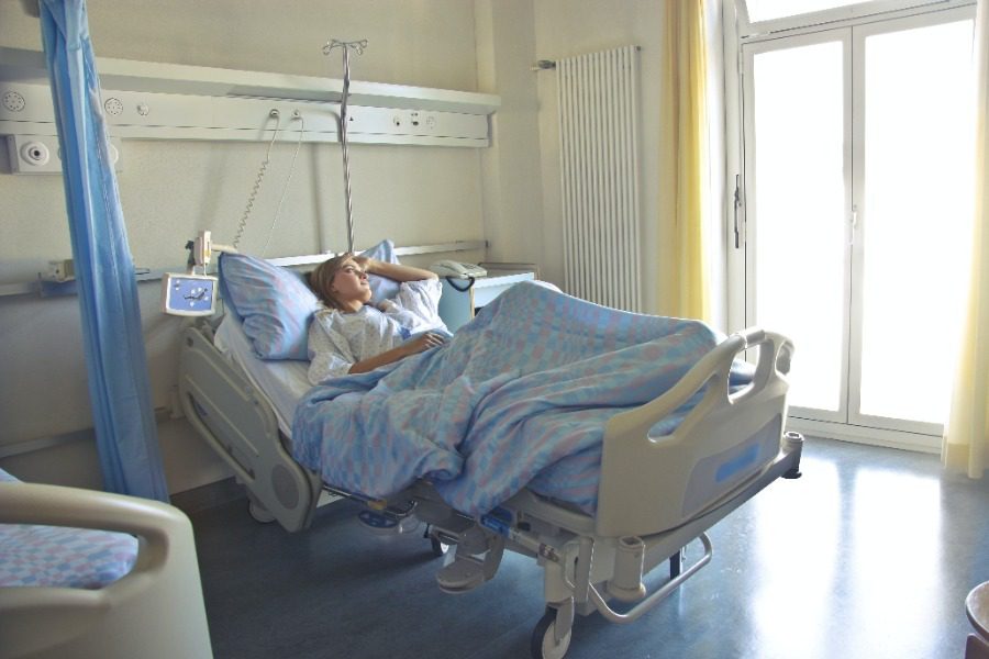 Ιταλία:  Aνοίγουν ξανά οι πτέρυγες COVID στα νοσοκομεία