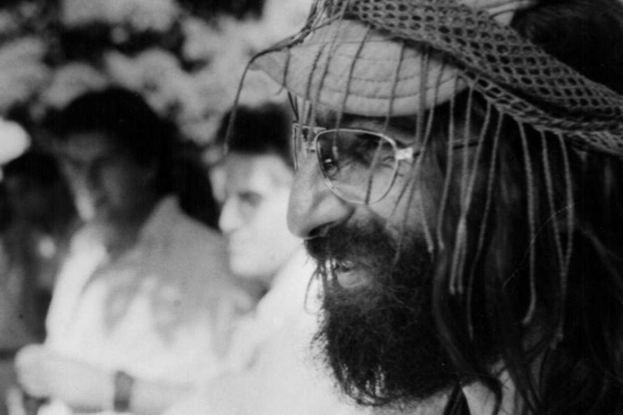 Σαν σήμερα: Αυτοκτονεί ο Νικόλας Ασιμος