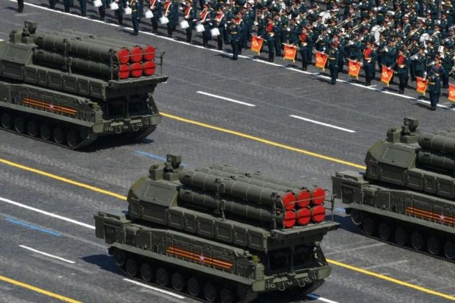 Νατοϊκή επίδειξη ισχύος στη γειτονιά του Πούτιν