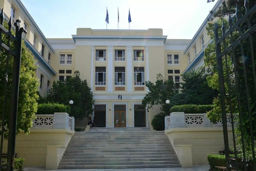 ΑΣΟΕΕ: Κουκουλοφόροι επιτέθηκαν σε συνεργείο της ΕΡΤ