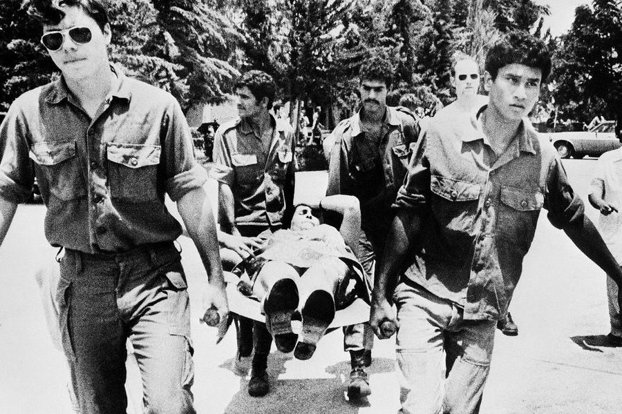 Σαν σήμερα: Η «Επιχείρηση Αστροπελέκι» πάνω από την Κόρινθο