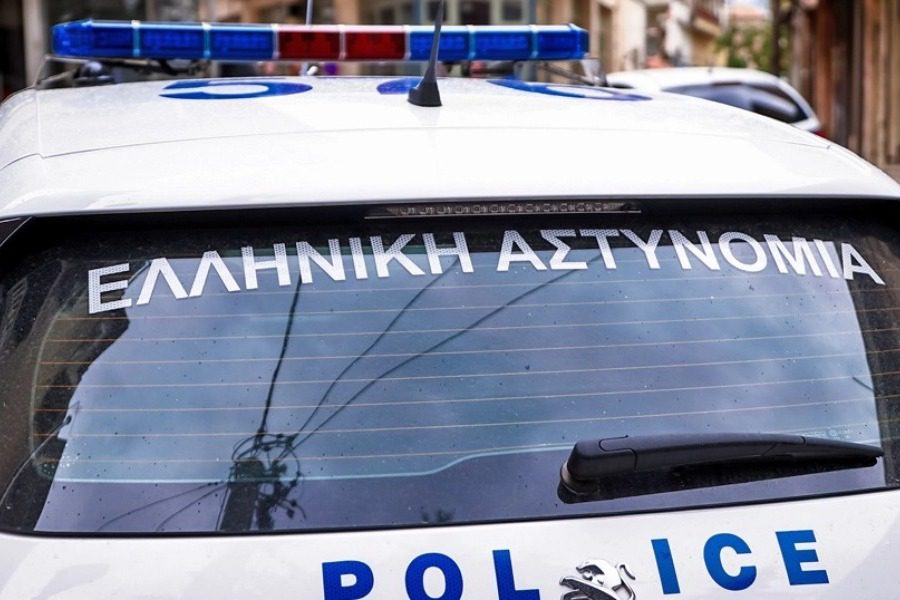 Καλαμάτα: 37χρονος πυροβόλησε την 29χρονη ανιψιά του ‑ Τον κυνηγά η Αστυνομία 