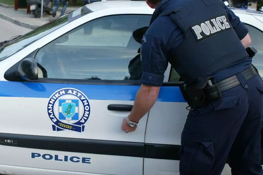 Ληστεία – μαμούθ στην Κηφισιά: Πέταξαν χρηματοκιβώτιο από τον 1ο όροφο και άρπαξαν 750.000 ευρώ σε μετρητά και κοσμήματα