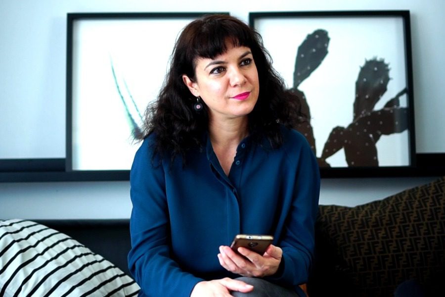 Η Ανδριάνα Μπάμπαλη απαντά αναπάντεχα στις ερωτήσεις μας