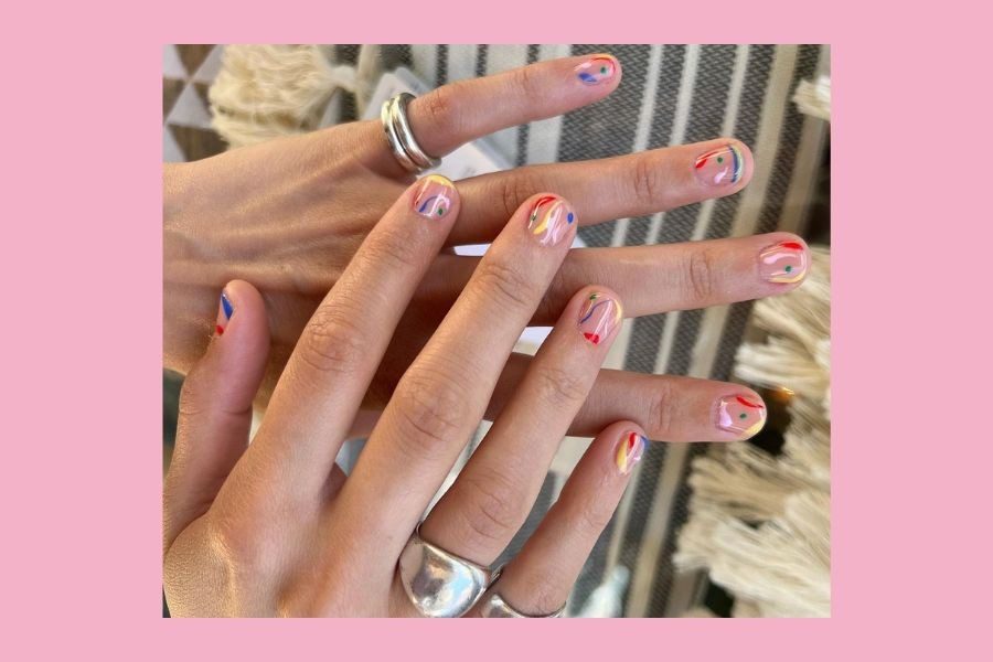 Μύθοι και αλήθειες που πρέπει να ξέρεις για το μανικιούρ