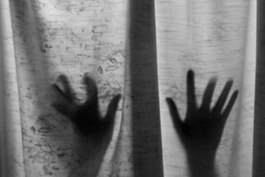 Πετράλωνα: Χαμός on air με Σούρα και δικηγόρο του πατέρα 