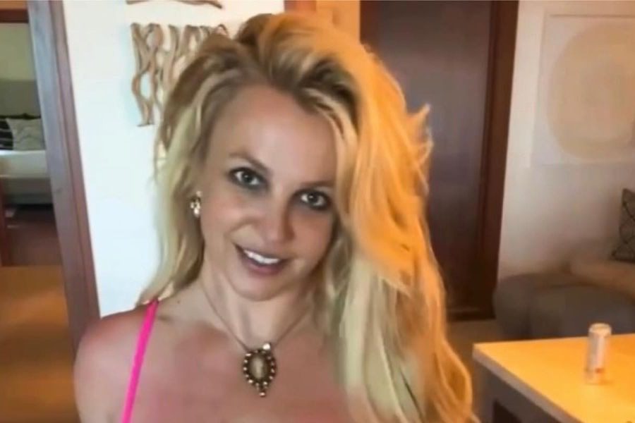 Britney Spears: Ολόγυμνη μπροστά σε κόσμο στην τελευταία της ανάρτηση
