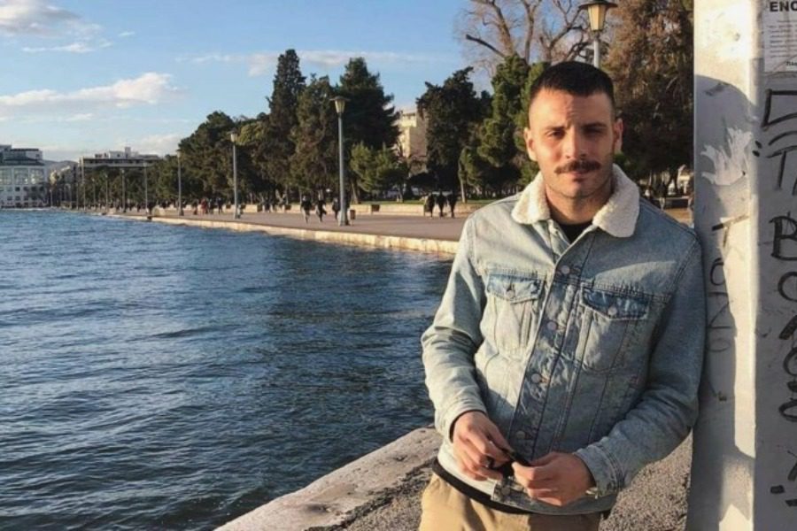 Δημήτρης Κραβαρίτης: Πού βρίσκεται ο 28χρονος που κατηγορείται για ασέλγεια σε 4χρονο στο Αγρίνιο;