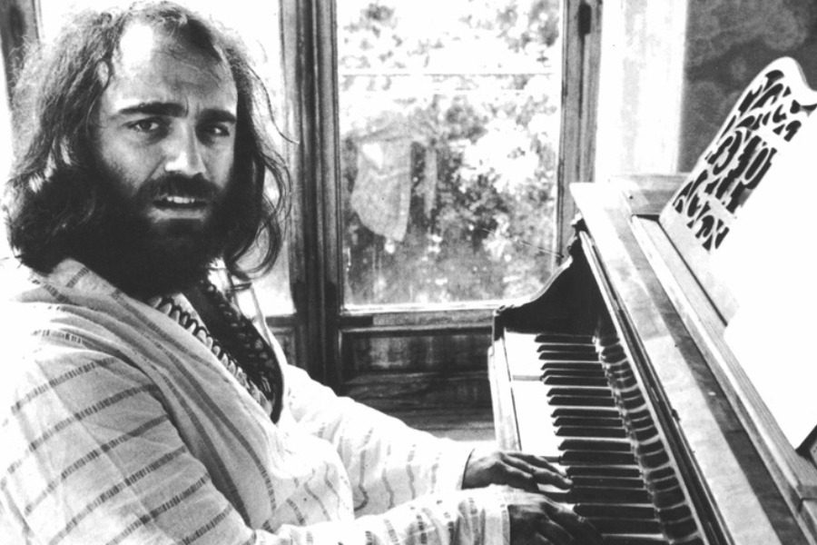 Σαν σήμερα: Πέθανε ο αξεπέραστος Ντέμης Ρούσσος