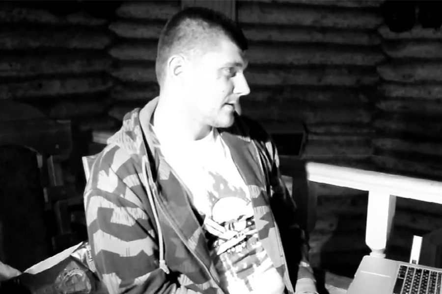 Denis Nikitin: Μήνυμα στα ελληνικά από τον Ρώσο νεοναζί χούλιγκαν που πολεμά στην Ουκρανία