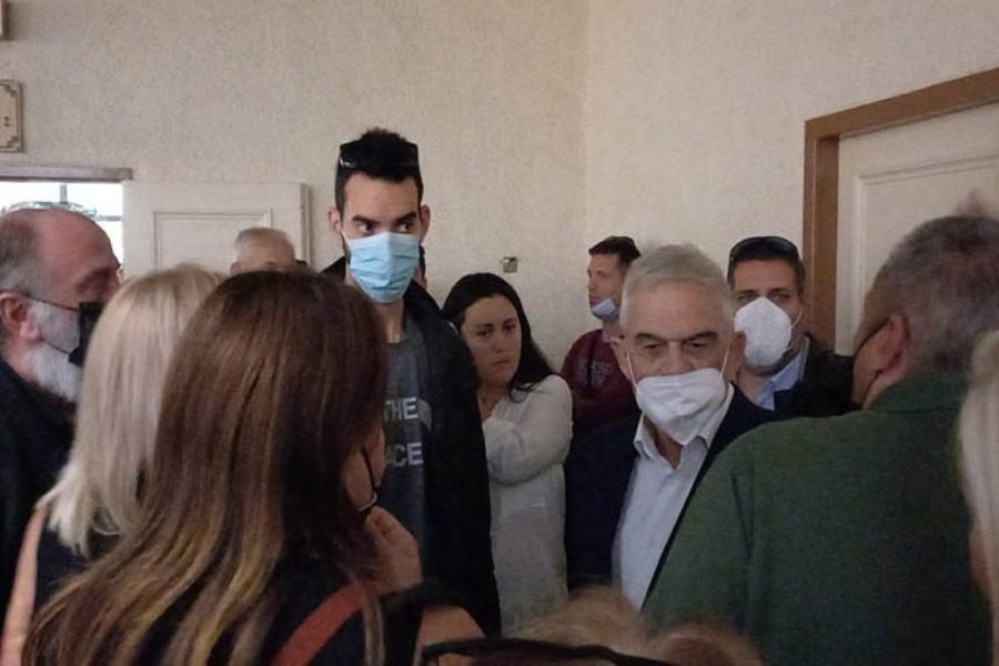 Δίκη Μάτι: Επίθεση συγγενών των θυμάτων στον Νίκο Τόσκα