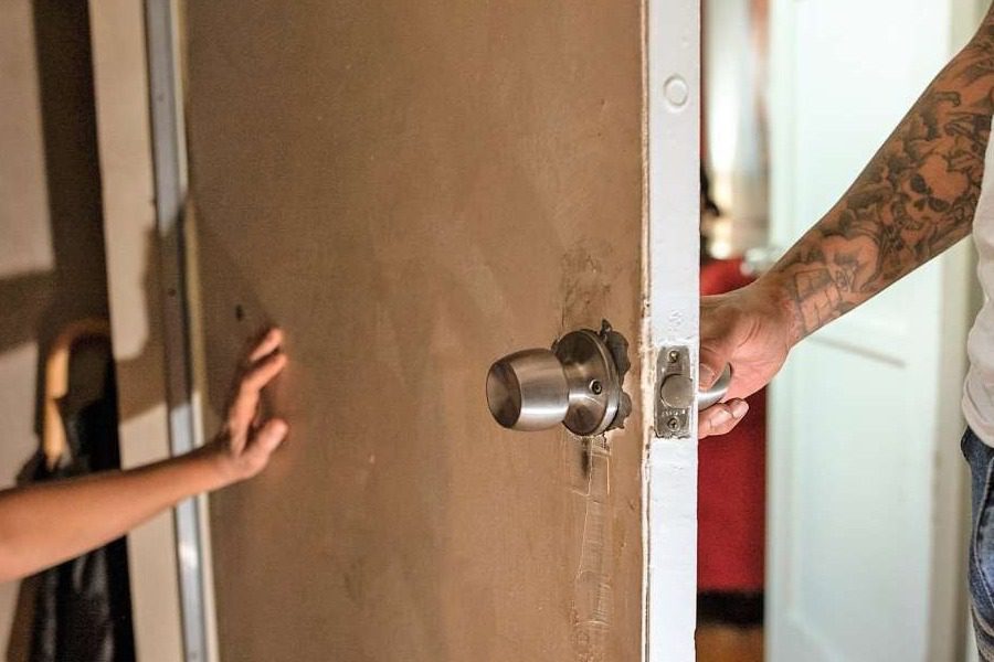 Λάρισα: 51χρονη ήταν κλεισμένη για 42 χρόνια σε σπίτι