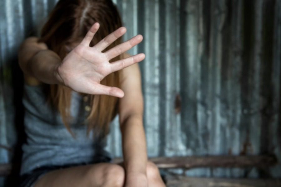 Σεπόλια: Εκβιασμοί και απειλές κατά της 12χρονης