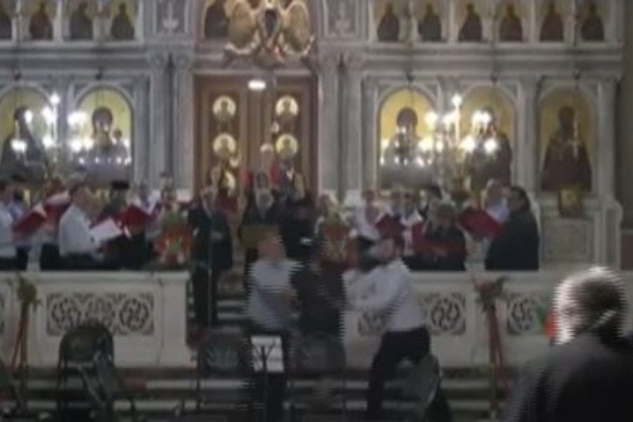 Αγιος Παντελεήμονας: Αλλοδαπός εισέβαλε στην εκκλησία και άρχισε να φωνάζει στο μικρόφωνο