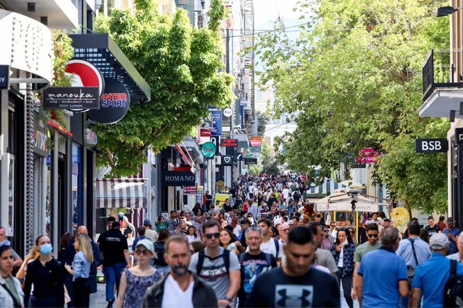 Διπλός χριστουγεννιάτικος «μποναμάς» με επίδομα θέρμανσης και επιταγή ακρίβειας 