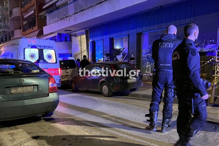 Σοκ στη Θεσσαλονίκη: 19χρονος νεκρός και 2 νεαροί τραυματίες σε οπαδική επίθεση με μαχαίρι