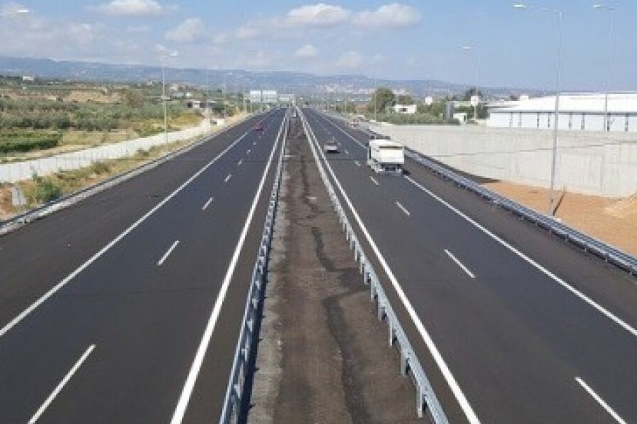 Ακράτα: Έβαλε βενζίνη χωρίς να πληρώσει – Καταδίωξη από την αστυνομία