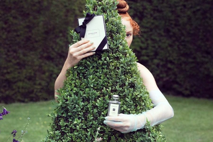 Τα 5 αρώματα που θέλεις για τη μετάβαση από το καλοκαίρι στο φθινόπωρο 