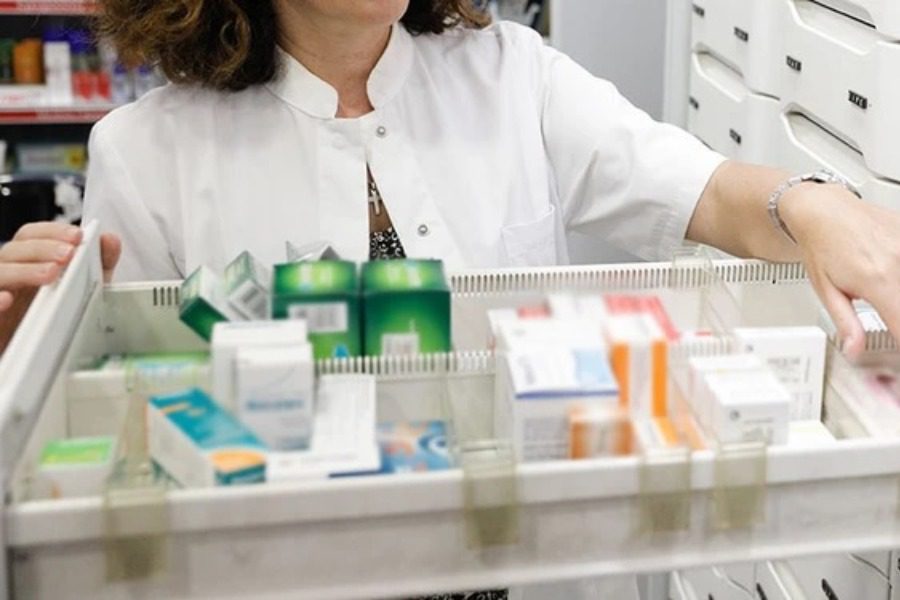 Πανελλήνιος Ιατρικός Σύλλογος: Φόβοι για σοβαρές ελλείψεις φαρμάκων