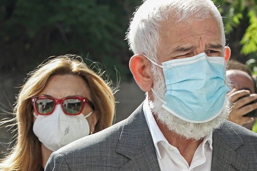 Δίκη Φιλιππίδη: «Ο σύζυγός μου δεν είναι βιαστής»