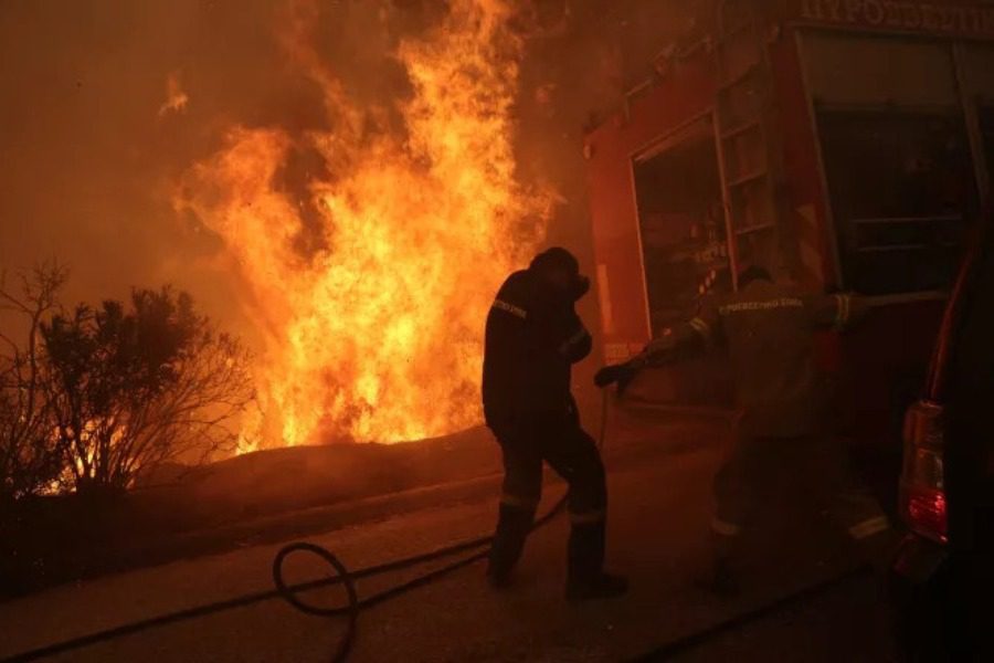 Επείγουσα εισαγγελική έρευνα για τις πυρκαγιές σε Πεντέλη, Ανθούσα, Γέρακα, Παλλήνη, Ντράφι και Μέγαρα