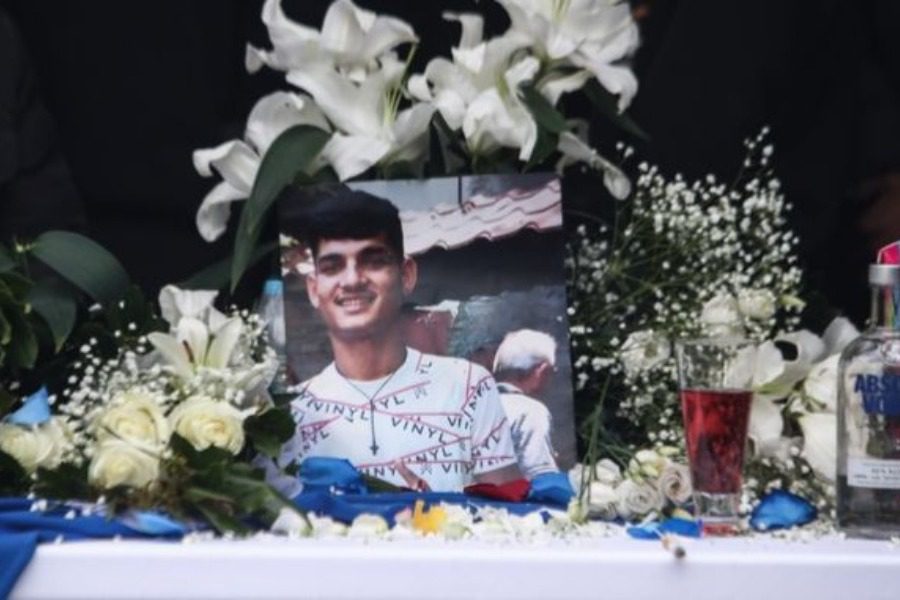 Και πάλι ελεύθερος με περιοριστικούς όρους ο αστυνομικός που σκότωσε τον 16χρονο Ρομά