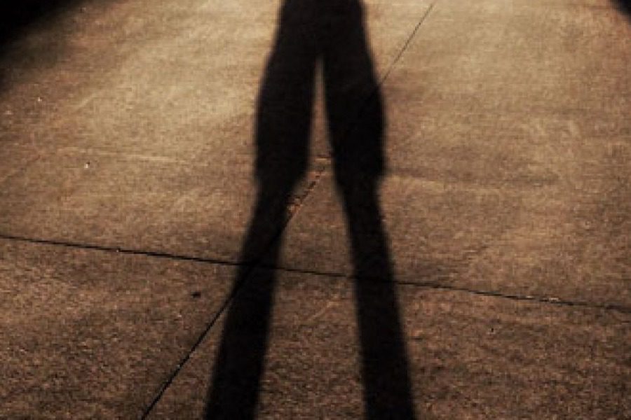 Βόλος: Γυναίκα έγινε σκιά σε μια άγνωστη γειτόνισσά της